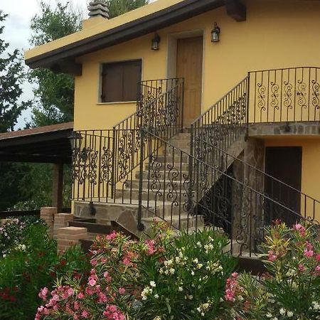 Rifugio Della Pace Piano Terra E Primo Piano Villa Sant Isidoro  Exterior photo